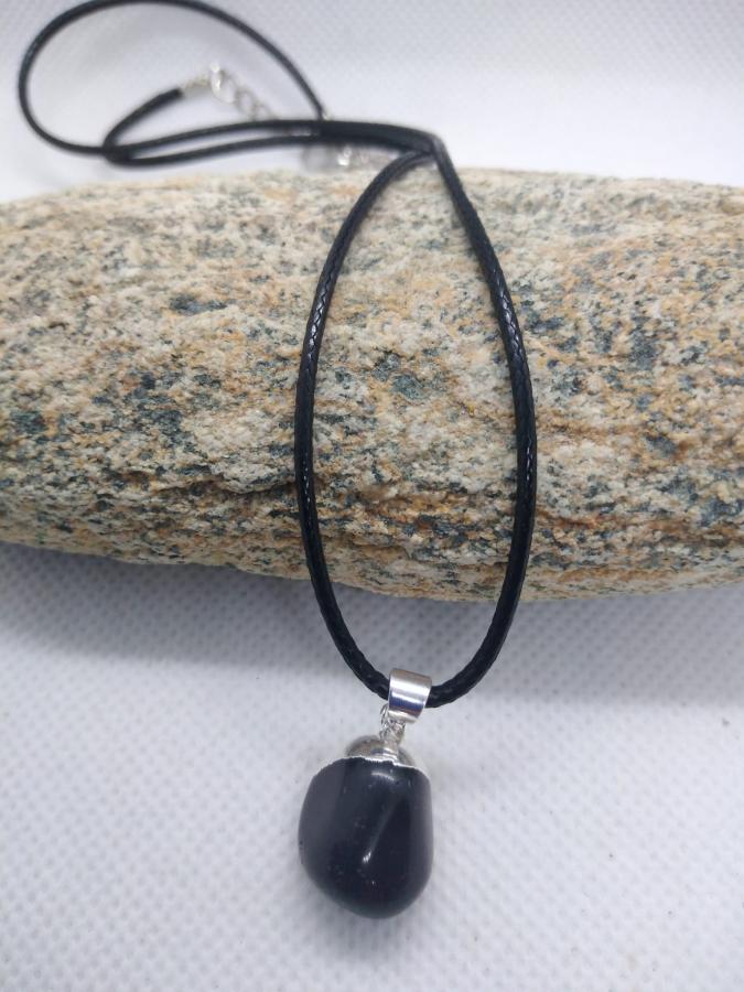 Dije Obsidiana con Cordón Negro