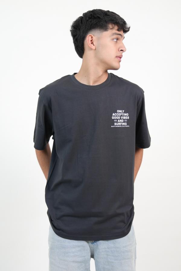 REMERA OVERSIZE ESTAMPADA PIGMENTADA II NEGRO CLARO