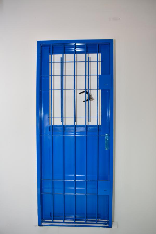 Puerta Chapa C/Reja Incorporada 