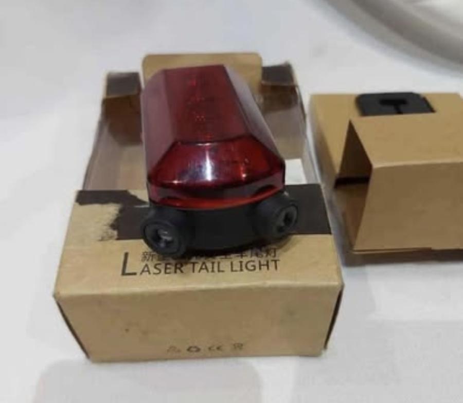 Luz trasera de bicicleta 