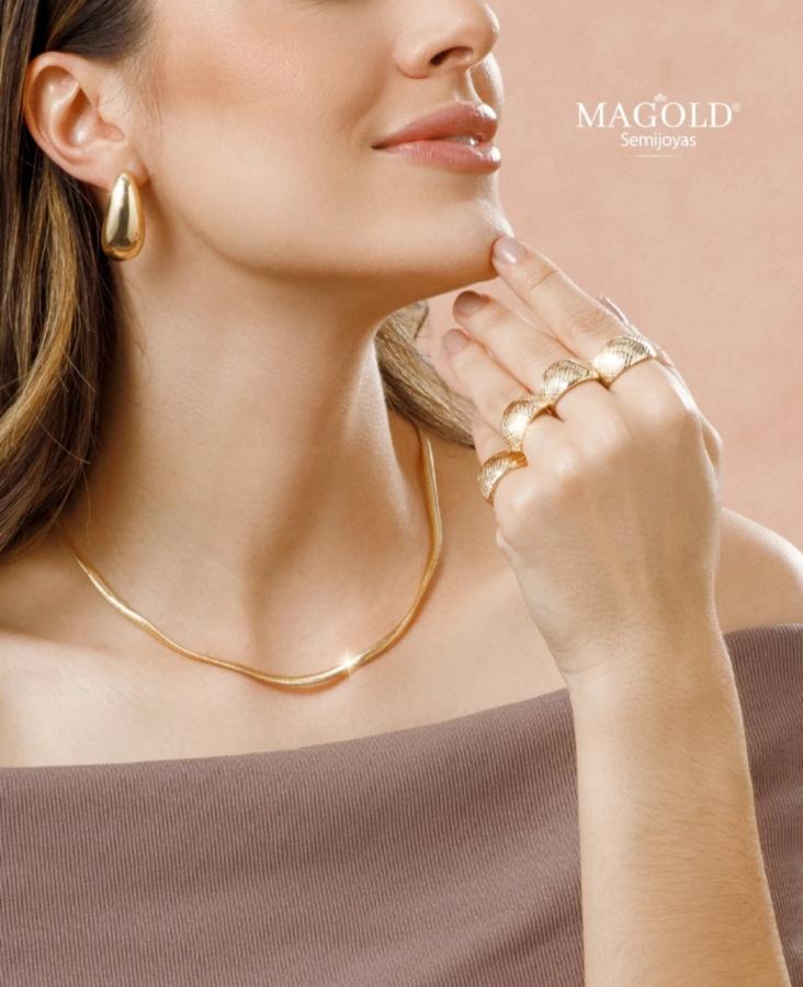 AROS DORADOS GRANDES DE DISEÑO LISO 